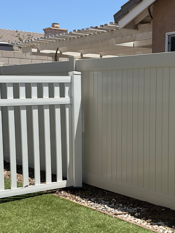 Plygem Fence at Todds Fencing